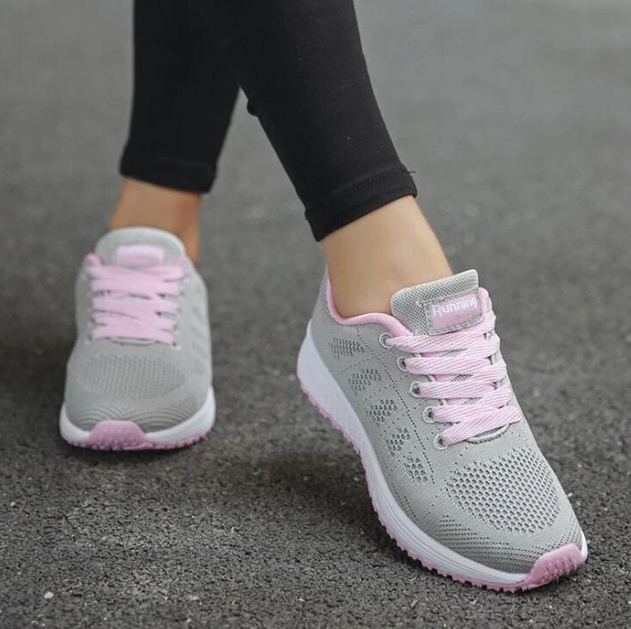 Lette joggesko dame i hvit mesh