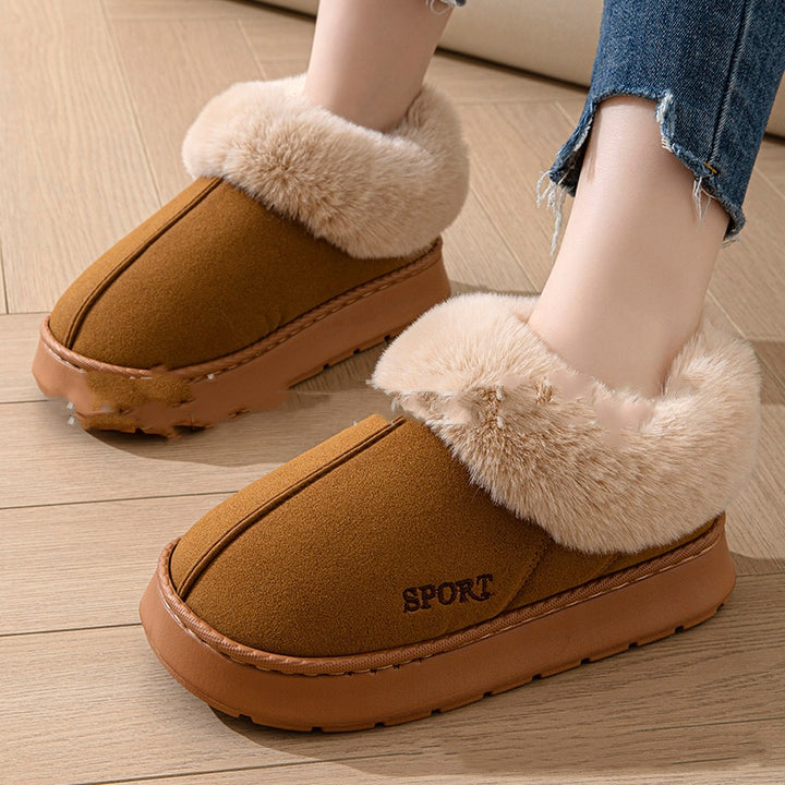Platåtøfler med fuskepels i beige